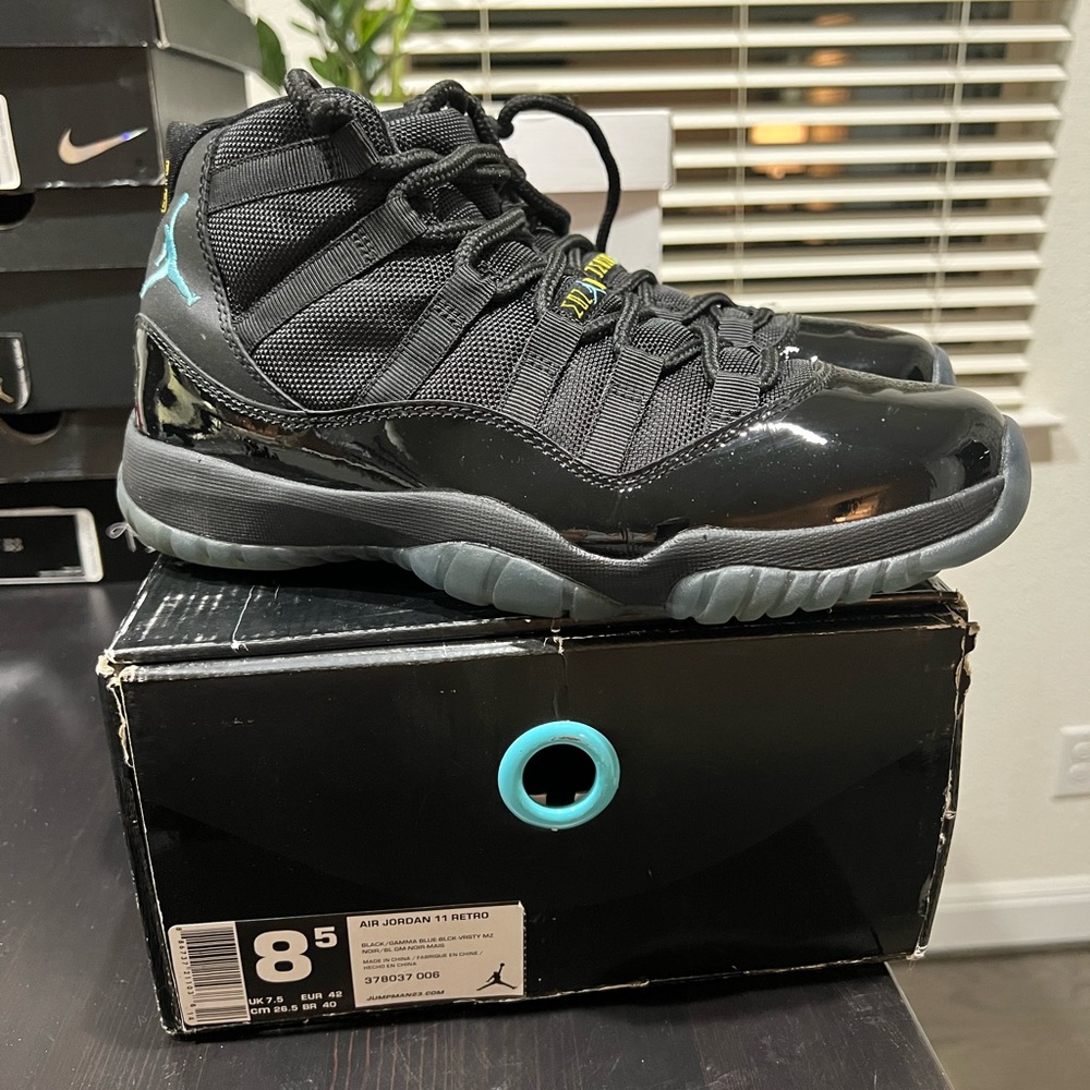 Air Jordan 11 Retro Gamma Blue